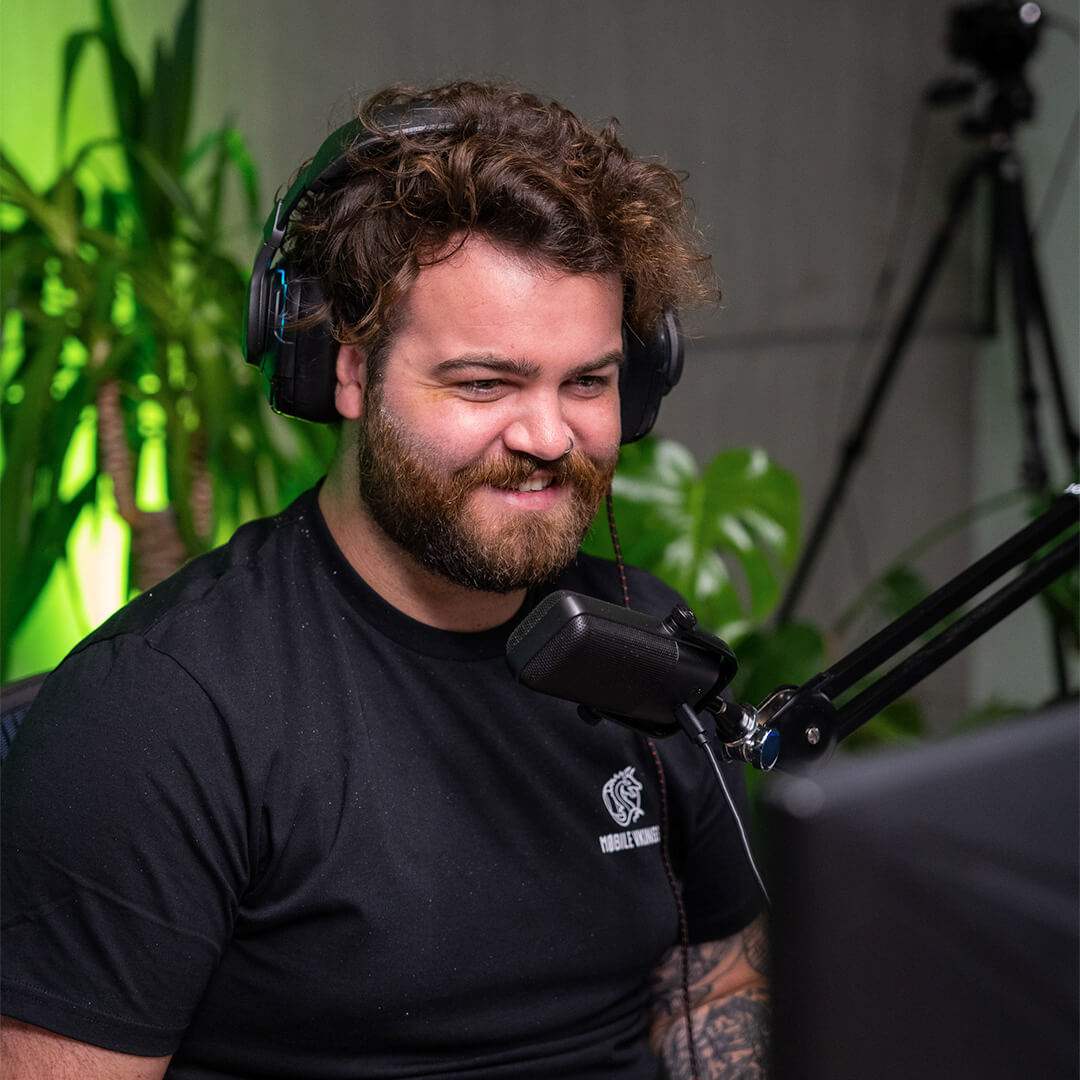 CasualGorilla breaks Guinness World Record™ - Qallo